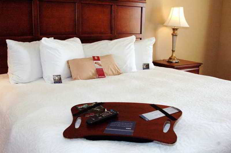 Hampton Inn & Suites Montgomery-Eastchase Habitación foto